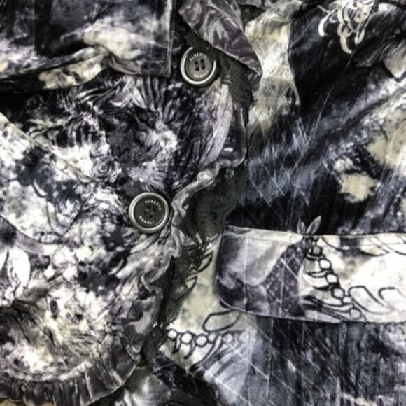 ALBERTO Makali Women’s Small Jacket Ruffled Laced Soft Two Button Floral BLK WH - Picture 4 of 8